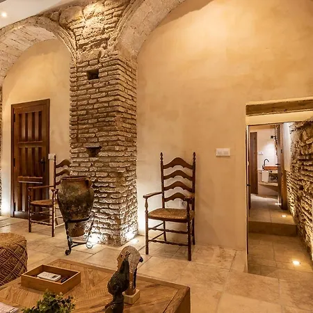 Zari Apartment