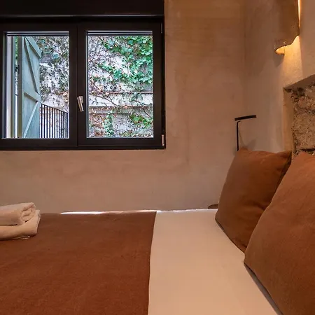 Zari Apartment *
