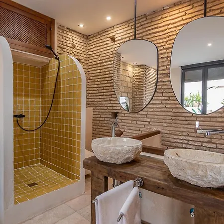 Zari Córdoba